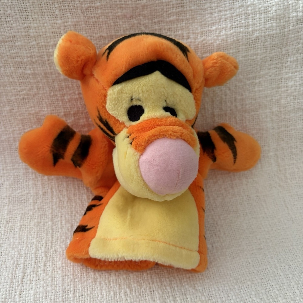 Walt Disney Company Tigger Orange Hand Puppet Plush Toy Gift Prop